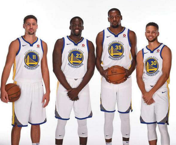 篮球火箭球员赛后接受采访分享心得（火箭队球员赛后受访：分享比赛心得）