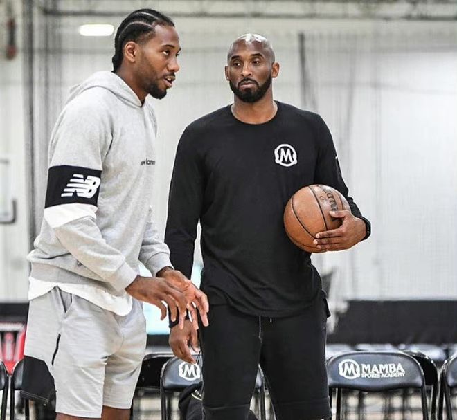 齐沃：利物浦的实力足以克服困境，我们很清楚欧冠的难度（齐沃：相信利物浦有实力渡过难关，深知欧冠挑战艰巨）