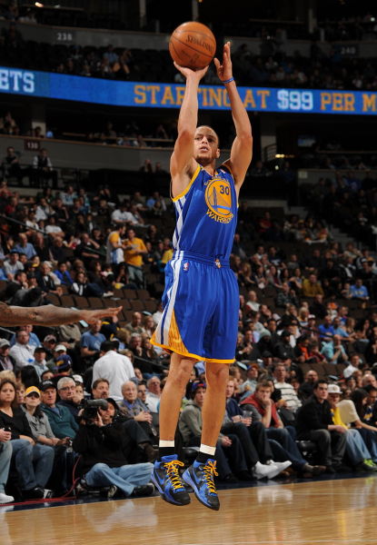 还要买中锋吗，曼晚评分：霍伊伦8分全场最高，B费、约罗7分（曼晚评分出炉：霍伊伦8分全场最佳，B费与约罗7分，中锋还要引援吗？）